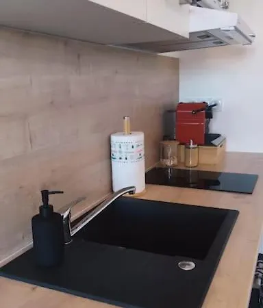 Apartment T1bis Renove Avec Gout *